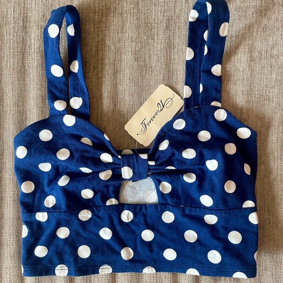 Crop Top - Picture 1 of 1